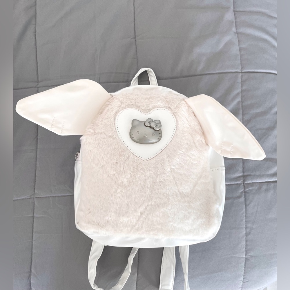 Hello kitty angel backpack